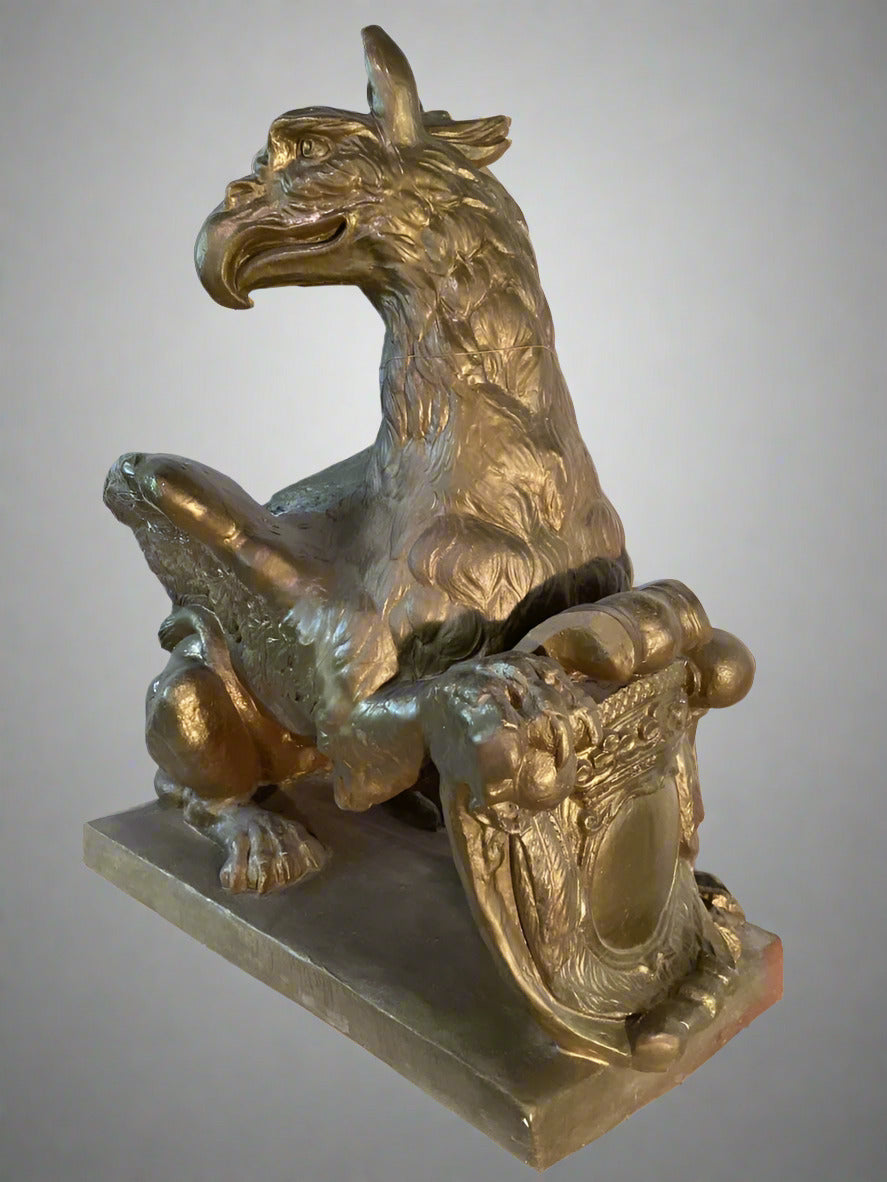 Eagle Beak Griffen